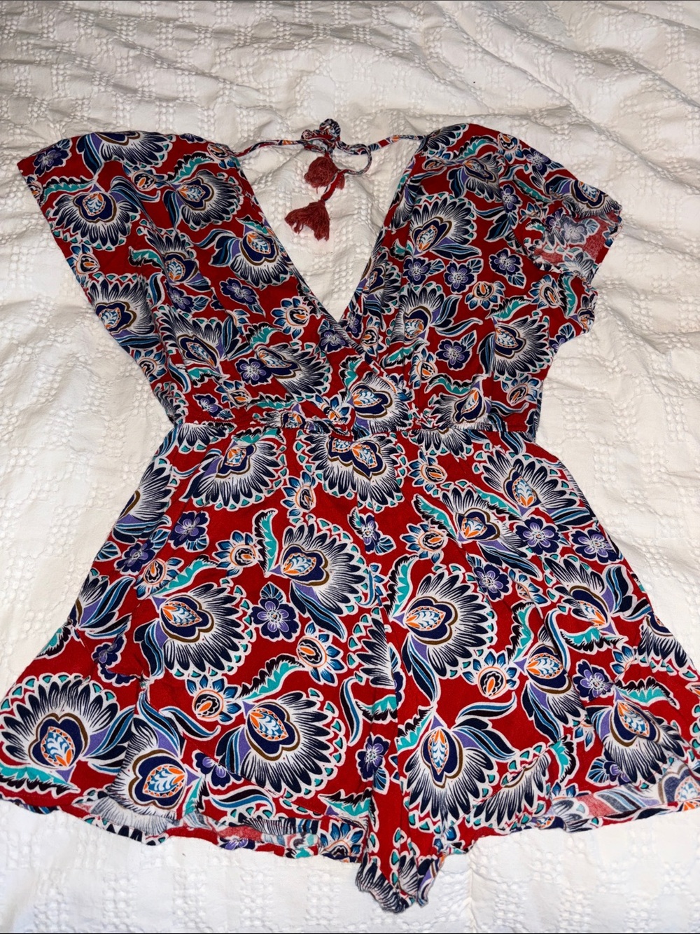 Band of Gypsies Red Floral V‑Neck Romper with Tassel Back Tie